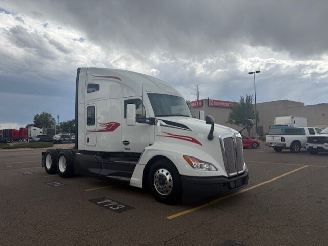 2023 KENWORTH T680 in Denver, CO