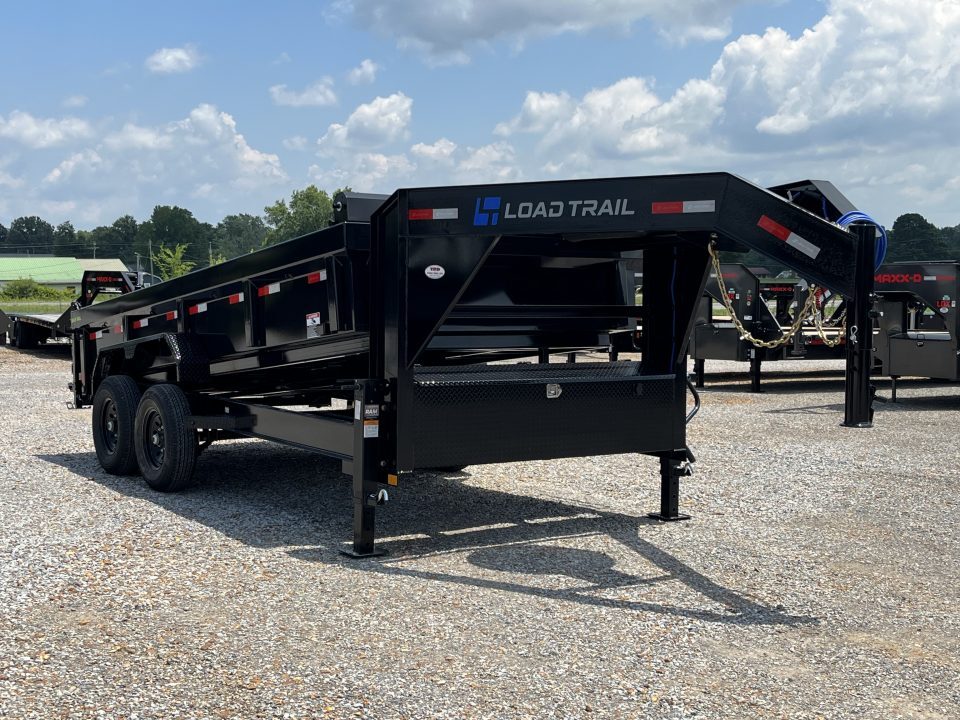 2027 Load Trail DG8316072 in Dexter, KY