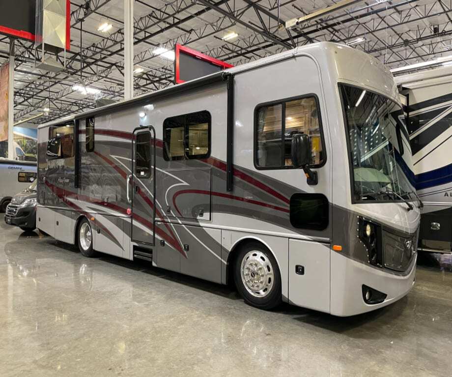 2022 Fleetwood PACE ARROW 33D in west sacramento CA