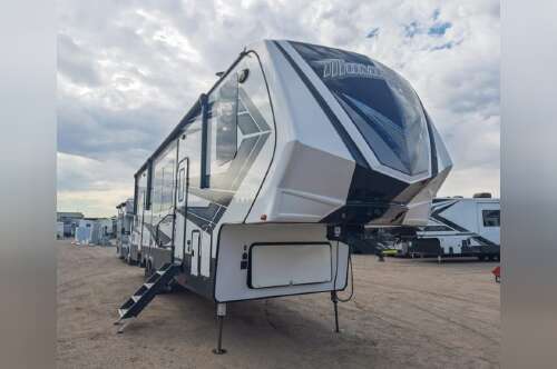 2018 Grand Design MOMENTUM 349M in tucson AZ