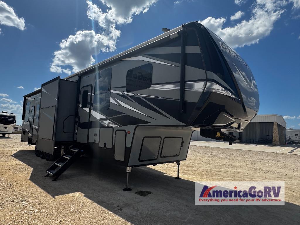 2020 Keystone Rv Raptor 423 in seguin TX
