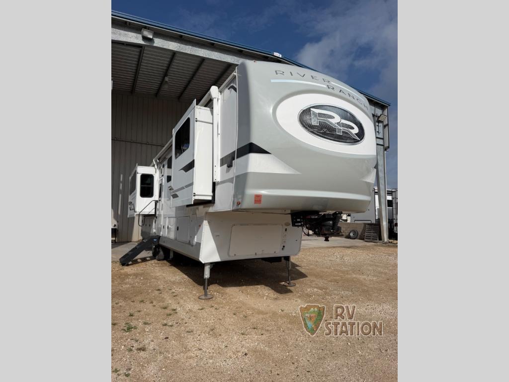 2021 Palomino River Ranch 392MB in inez TX