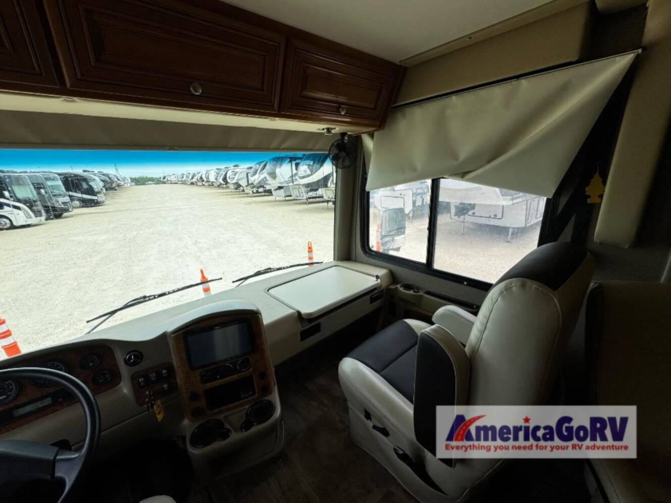 A photo of this 2016 Thor Motor Coach Palazzo 33.2