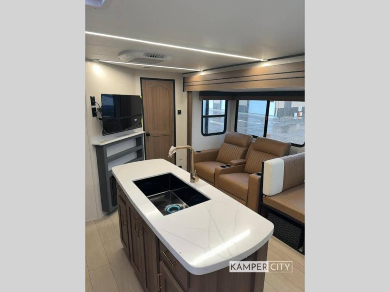 A photo of this 2026 Crossroads Rv Sunset Trail 331BH