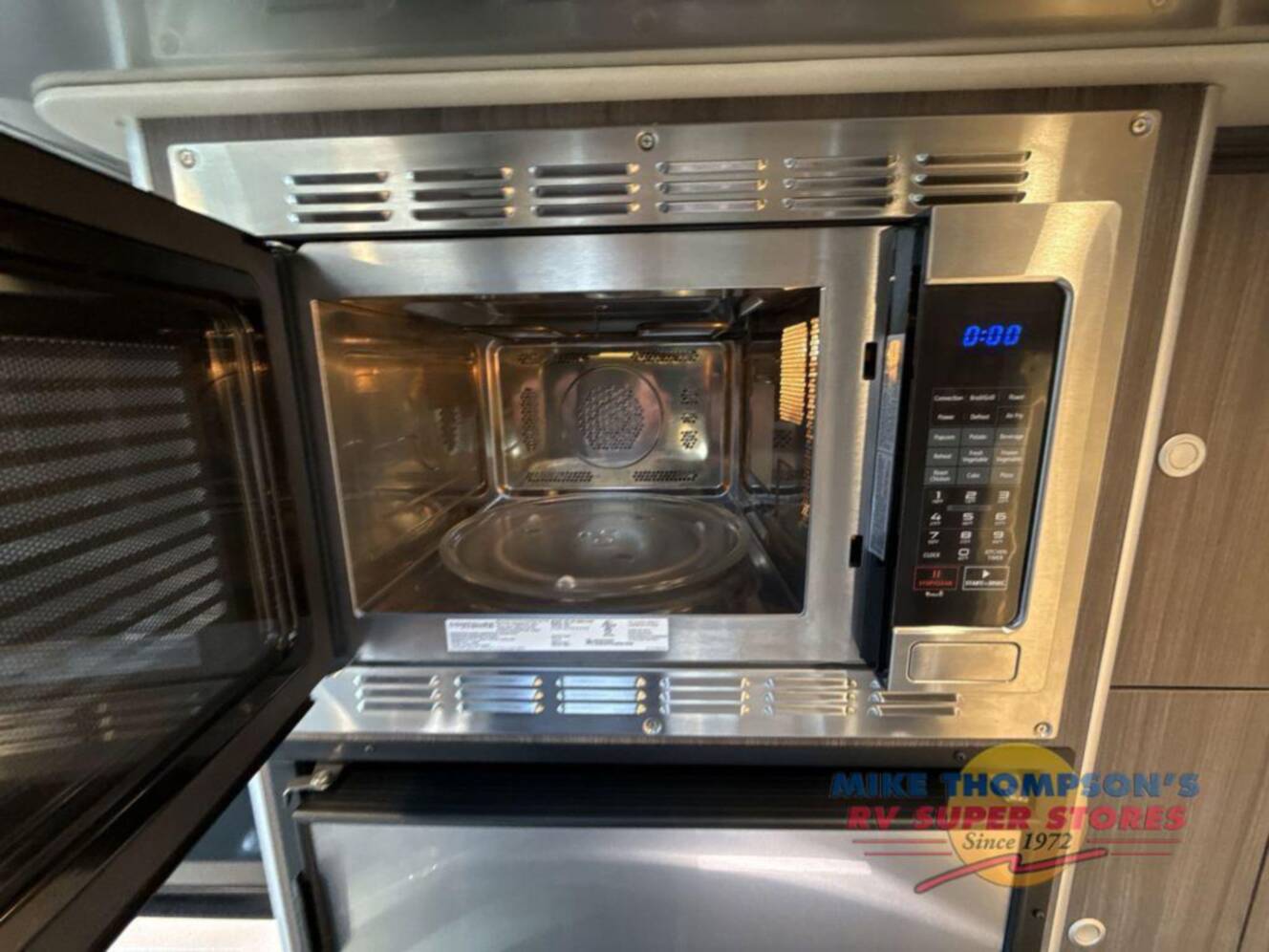A photo of this 2021 Airstream AIRSTREAM ATLAS