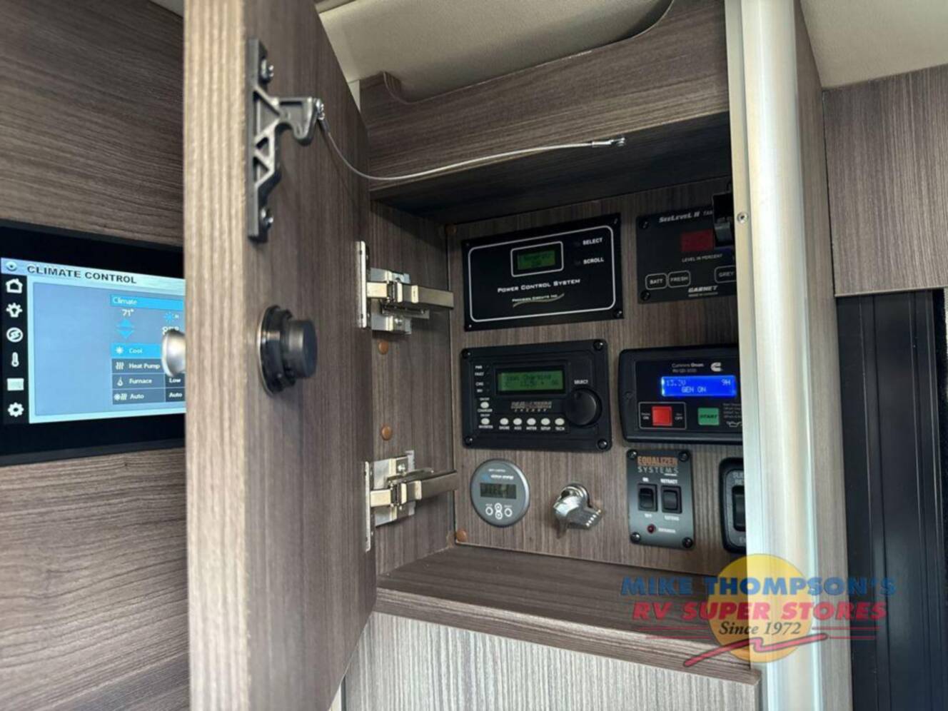 A photo of this 2021 Airstream AIRSTREAM ATLAS