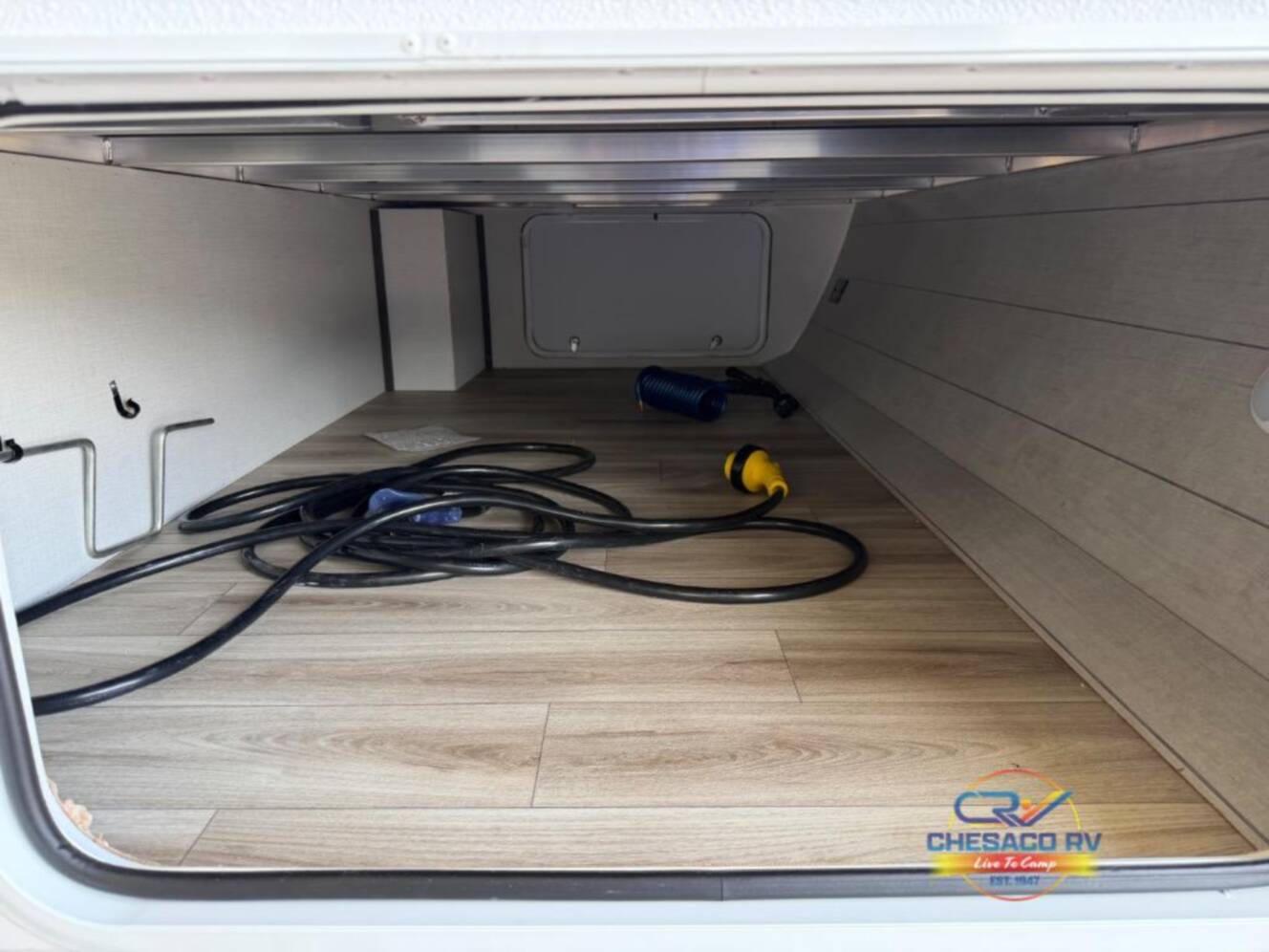 A photo of this 2027 Venture Rv Sienna 231VRK