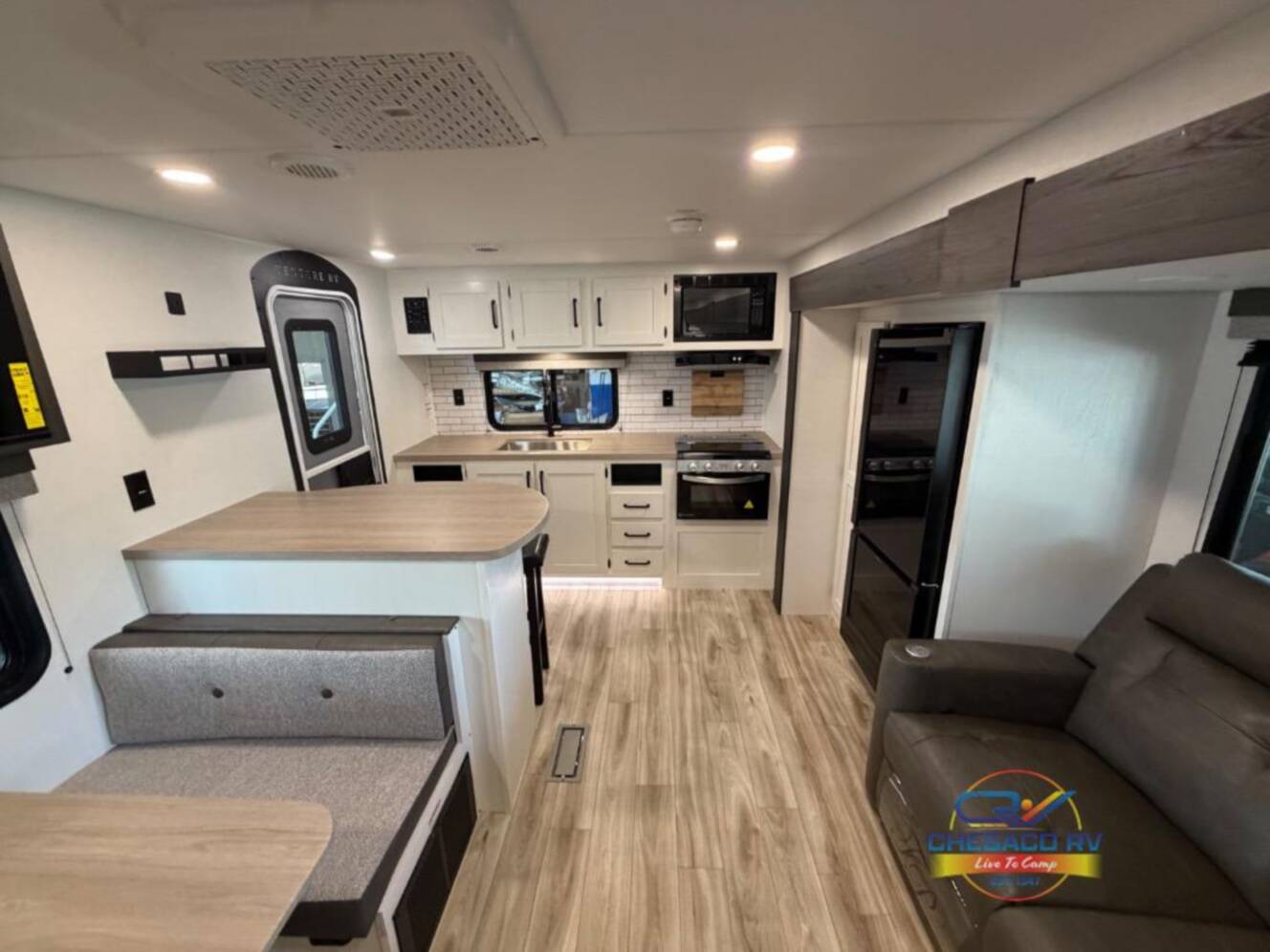 A photo of this 2027 Venture Rv Sienna 231VRK