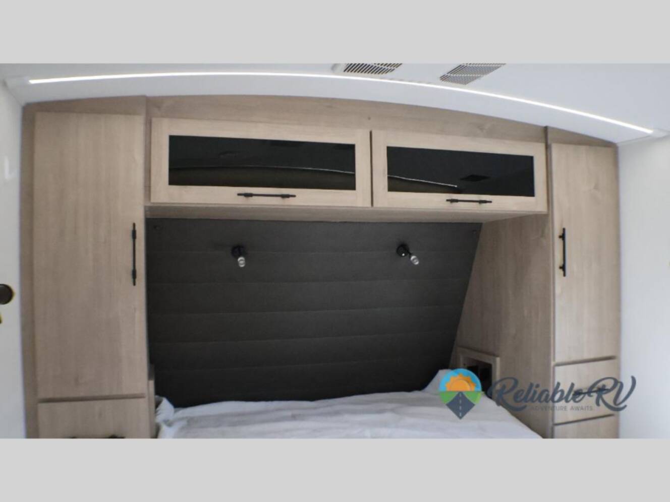A photo of this 2025 Grand Design Imagine 2600RB