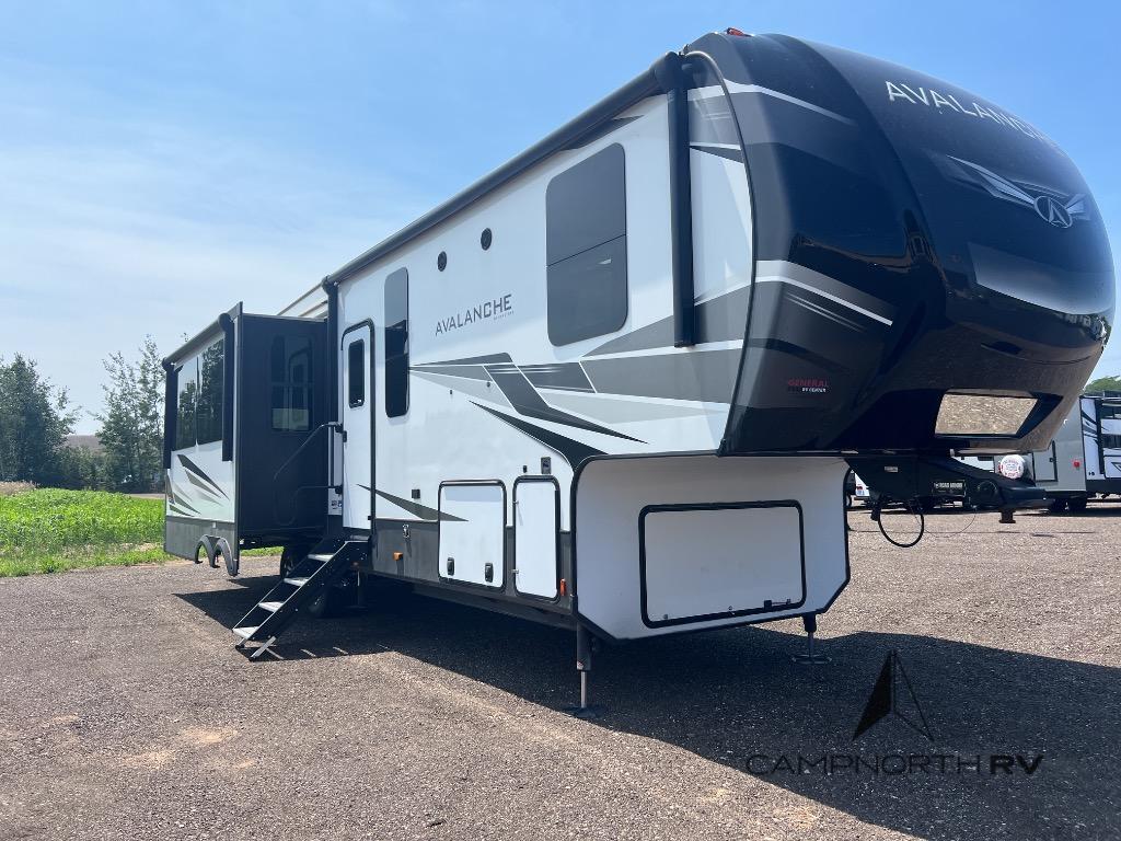 2021 Keystone Rv Avalanche 322RL RV