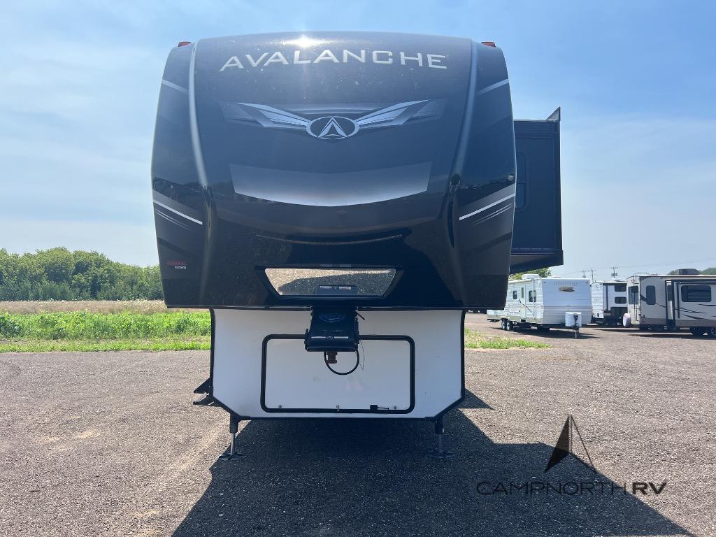 2021 Keystone Rv Avalanche 322RL in schoolcraft MI