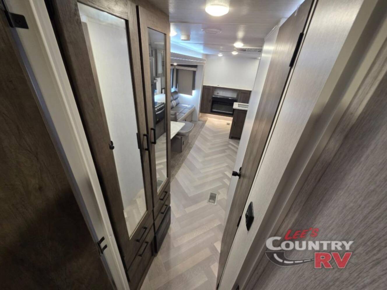 A photo of this 2023 Forest River Rv Salem 32BHDS