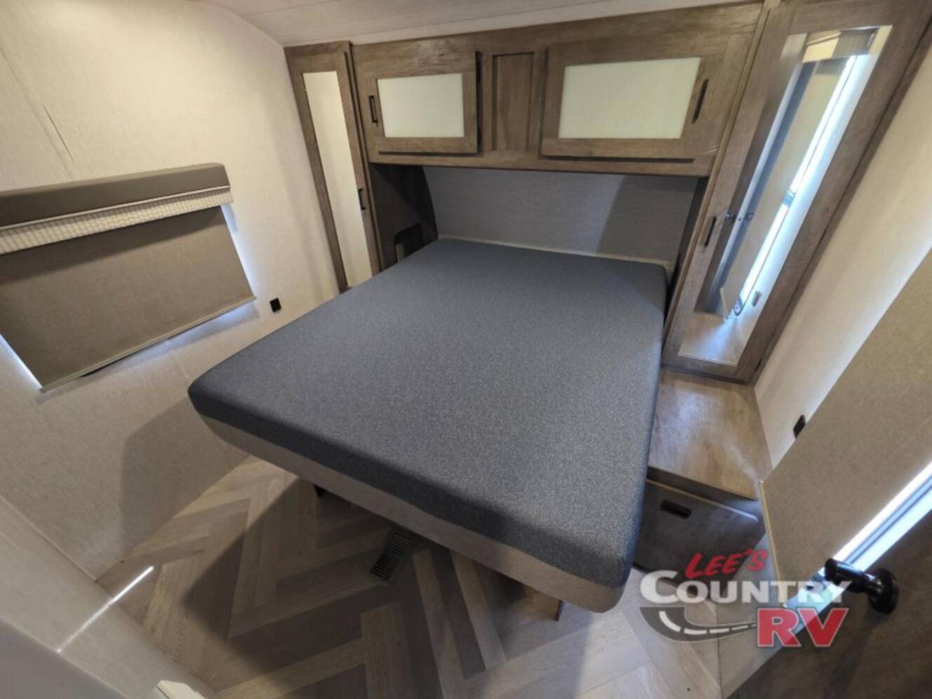 A photo of this 2023 Forest River Rv Salem 32BHDS