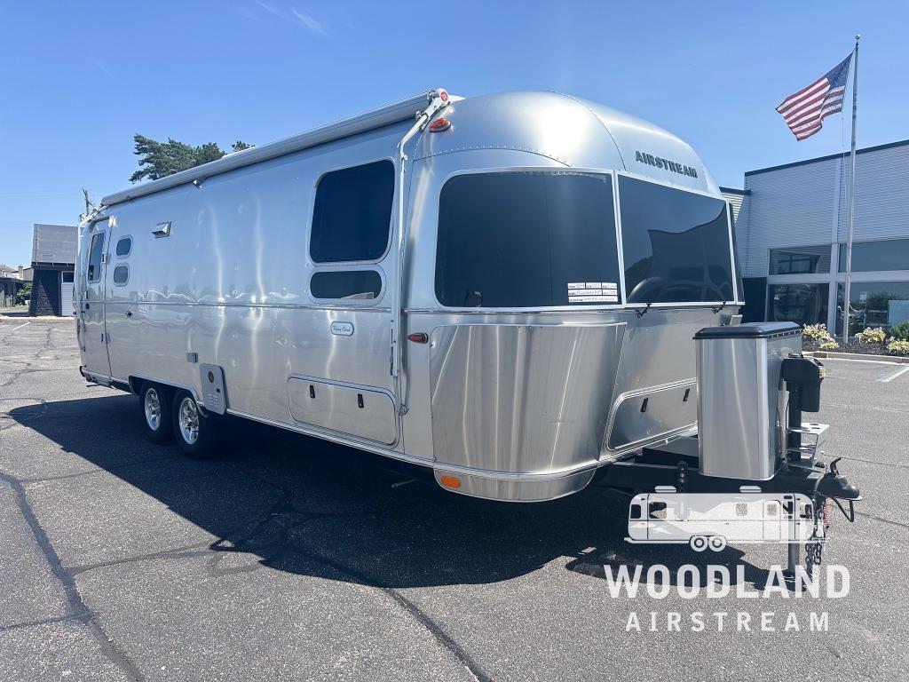 2023 Airstream Flying Cloud 27FB Twin in grand rapids MI