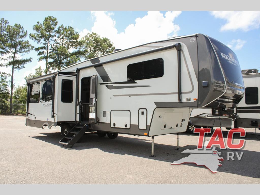 2027 Forest River Rv Rockwood Signature R361RLS in moyock NC
