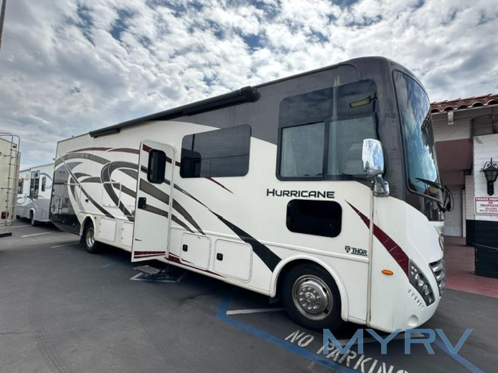 2019 Thor Motor Coach Hurricane 34J in el cajon CA