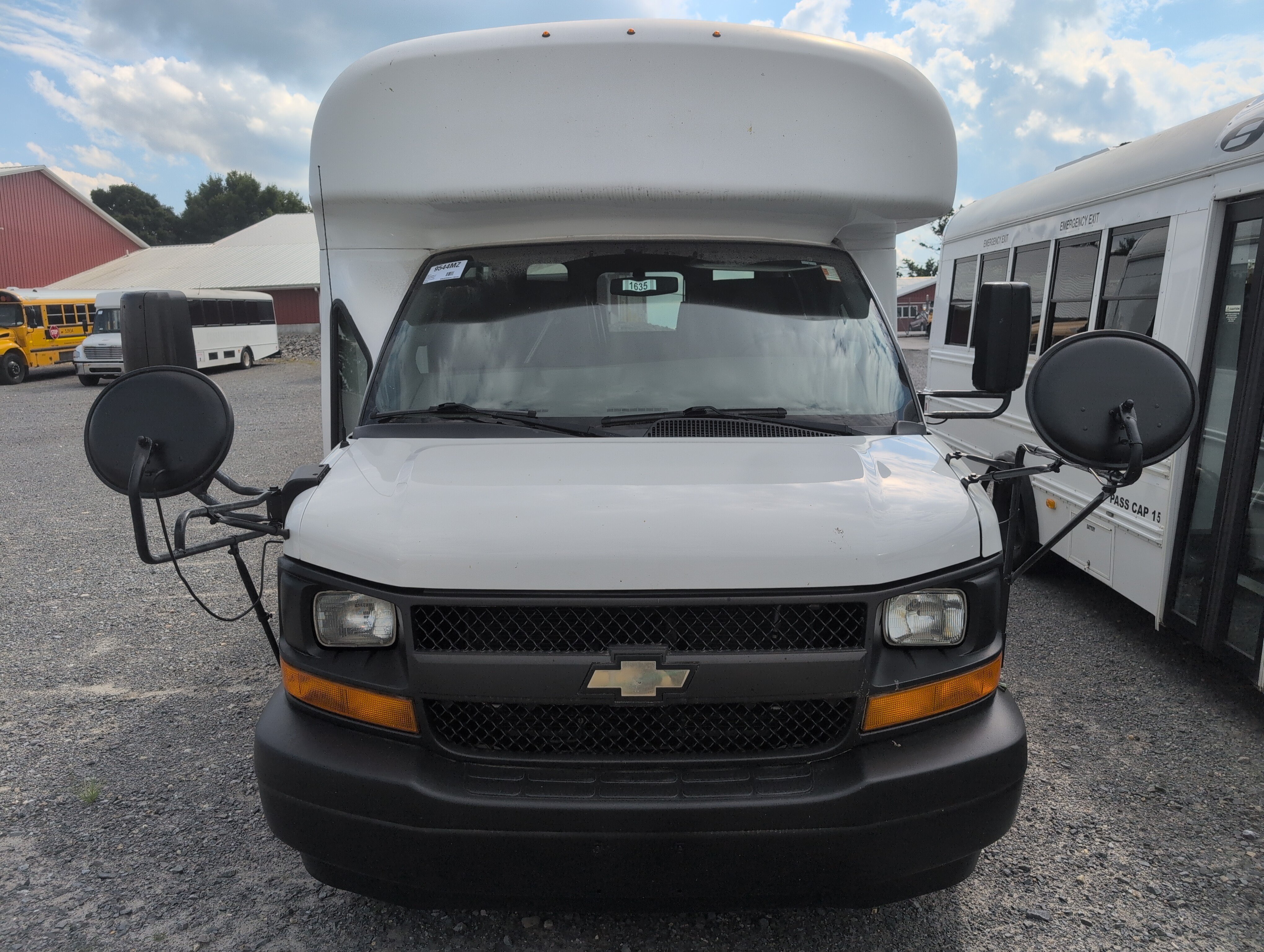 2017 CHEVROLET STARCRAFT in Johnstown, NY