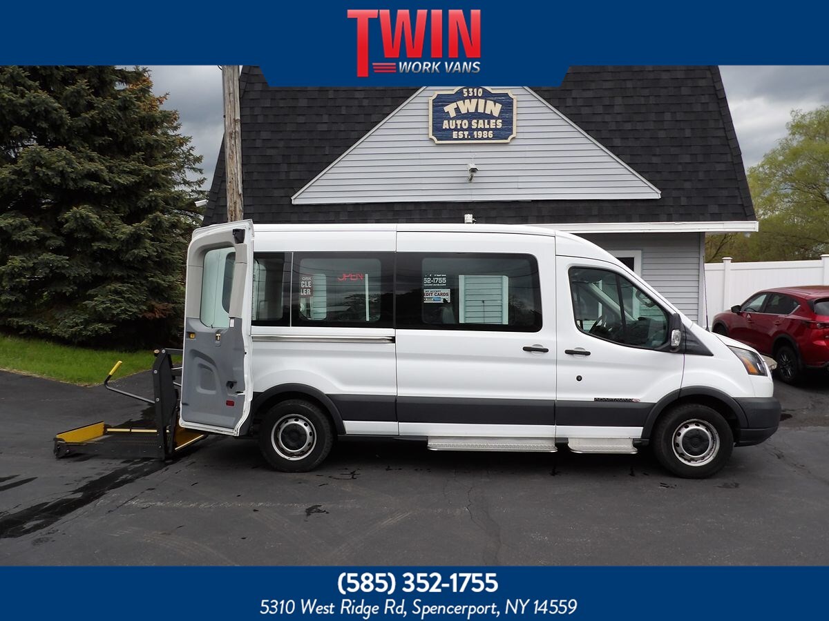 2018 FORD TRANSIT 350 in Spencerport, NY