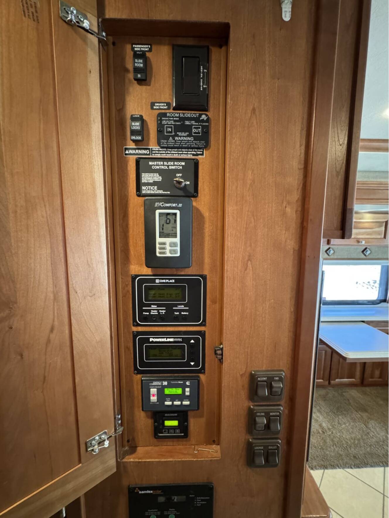 A photo of this 2013 Itasca Meridian 36M