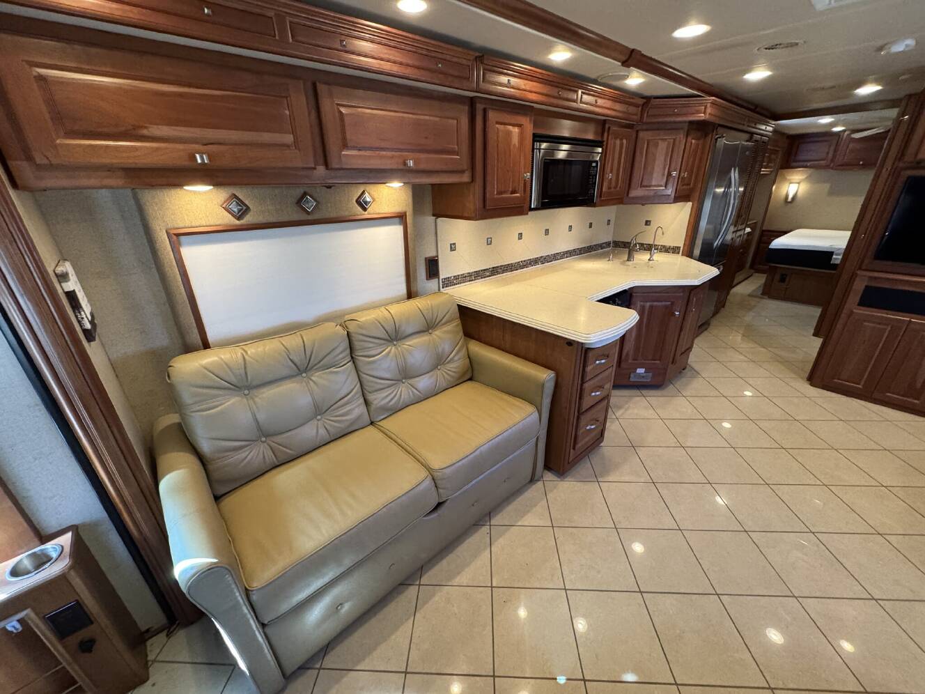 A photo of this 2013 Itasca Meridian 36M