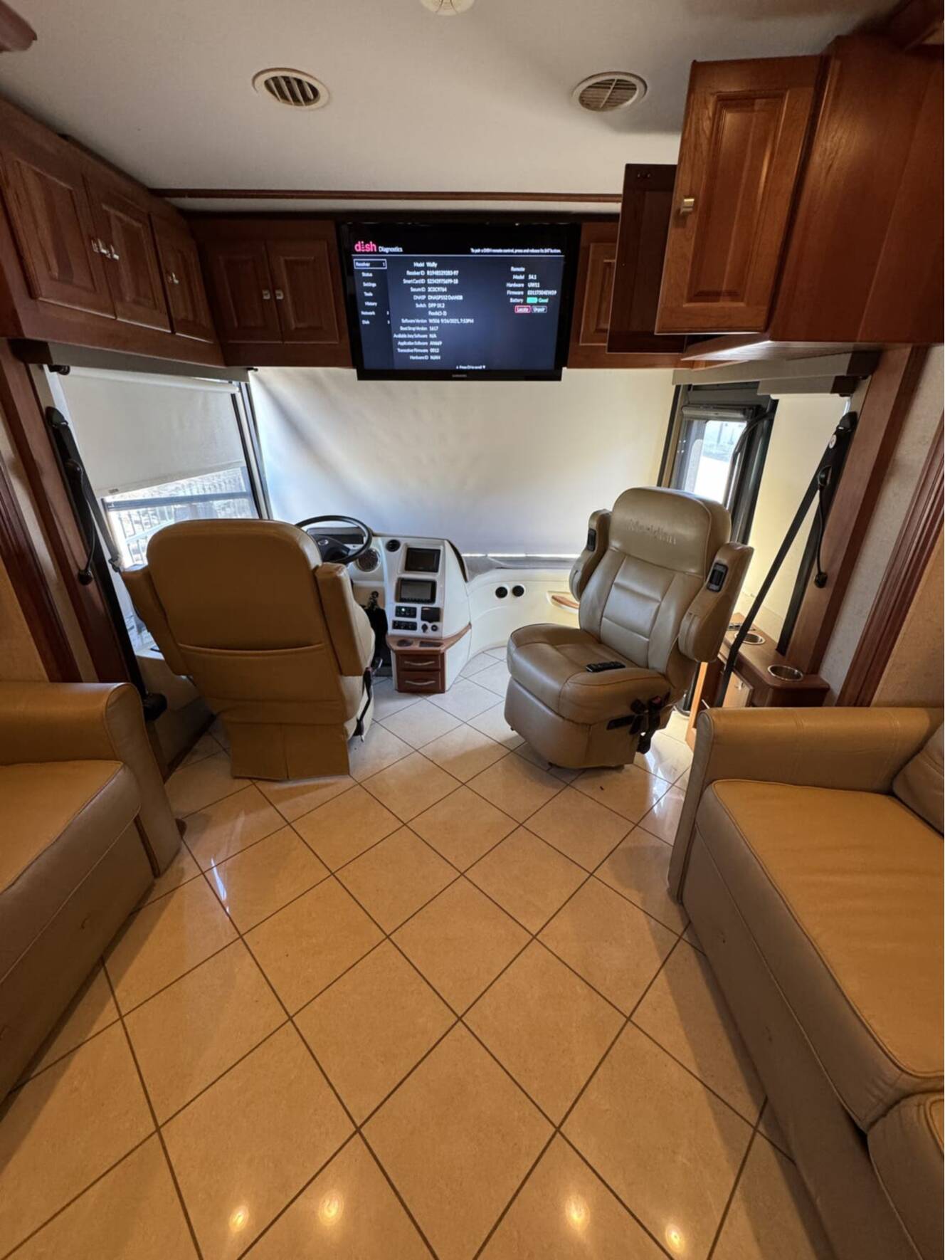 A photo of this 2013 Itasca Meridian 36M