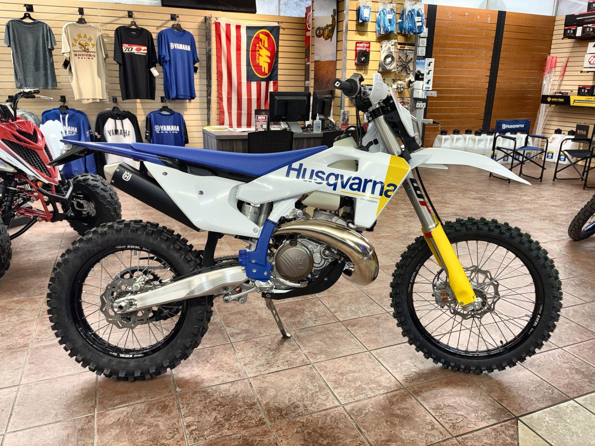 2027 Husqvarna TE 300 300 in Lakewood, CO