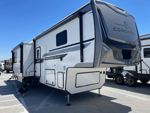 2027 Coachmen Brookstone 395DBL in frederick CO