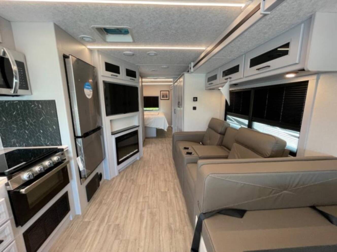 A photo of this 2026 Coachmen Mirada 33SS