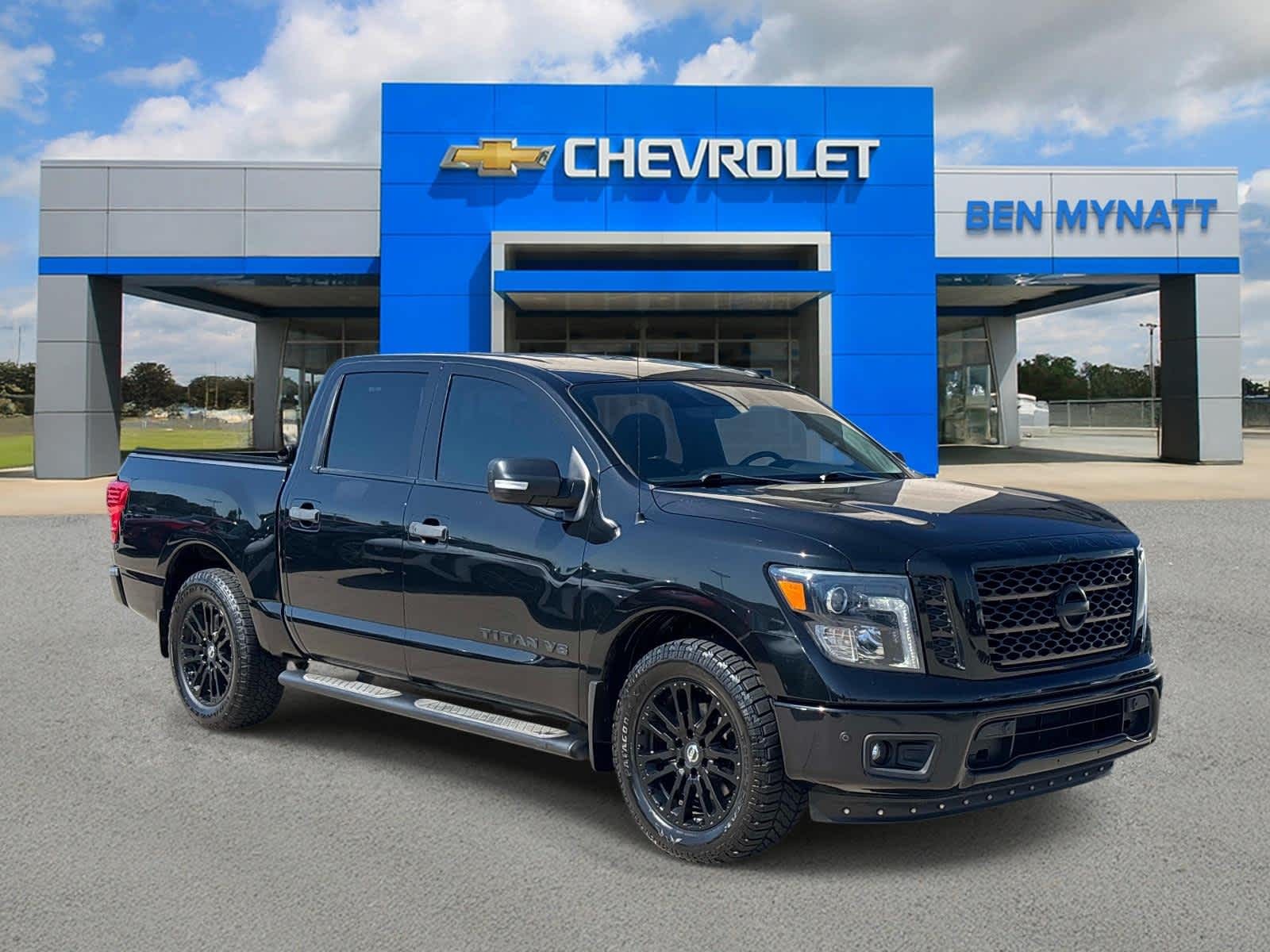 2019 NISSAN TITAN in Concord, NC