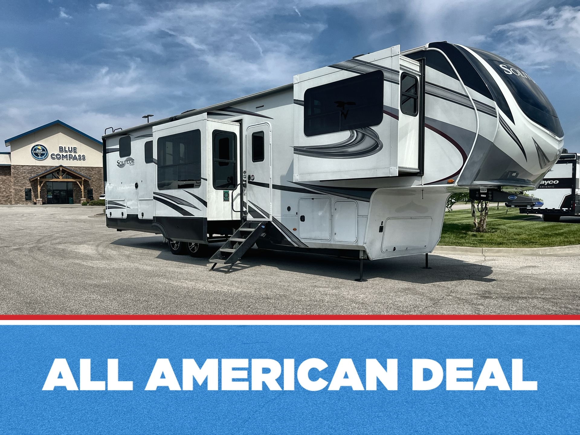 2022 Grand Design Solitude 380FL RV
