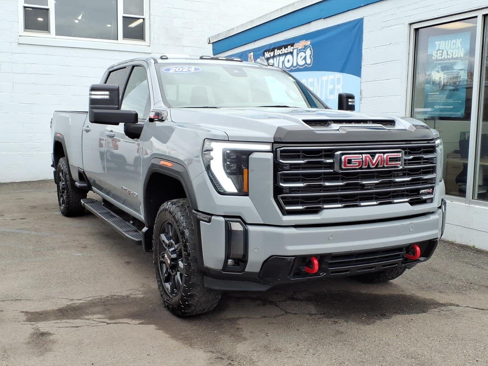 2024 GMC SIERRA in New Rochelle, NY
