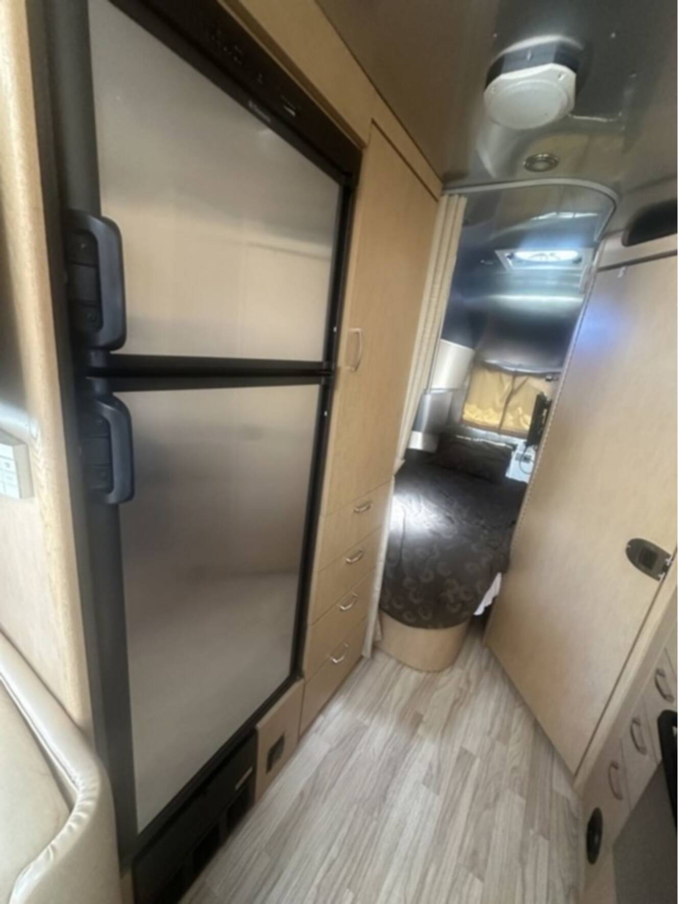 A photo of this 2014 Airstream Flying Cloud 30FB