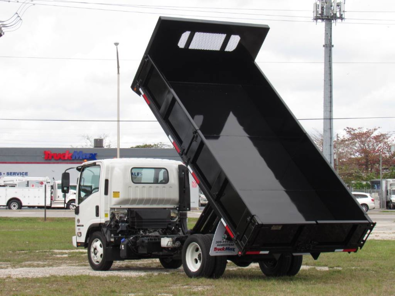 2026 Isuzu NRR in Homestead, FL