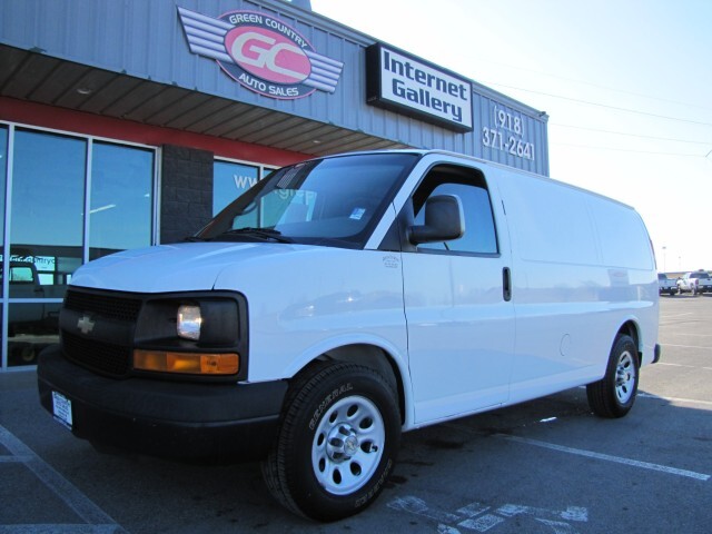 2014 CHEVROLET EXPRESS G1500 in Collinsville, OK