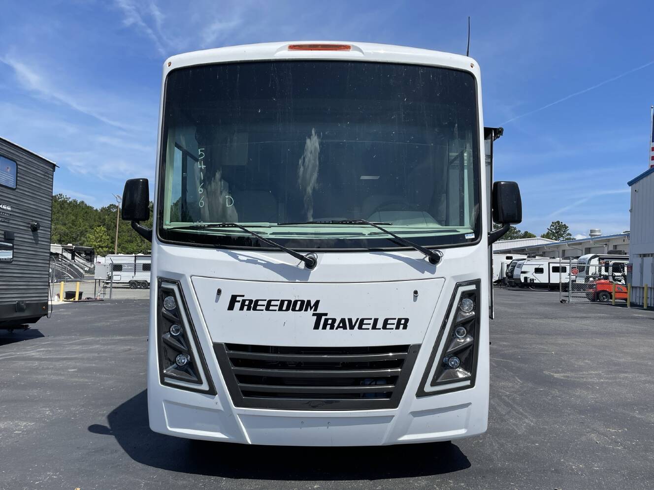 A photo of this 2027 Thor FREEDOM TRAVELER A32