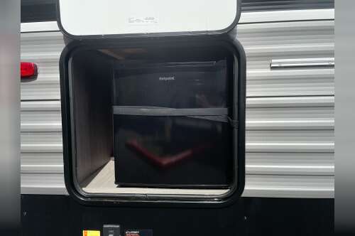 2023 Coleman COLEMAN LANTERN 242BHWE in silverdale WA
