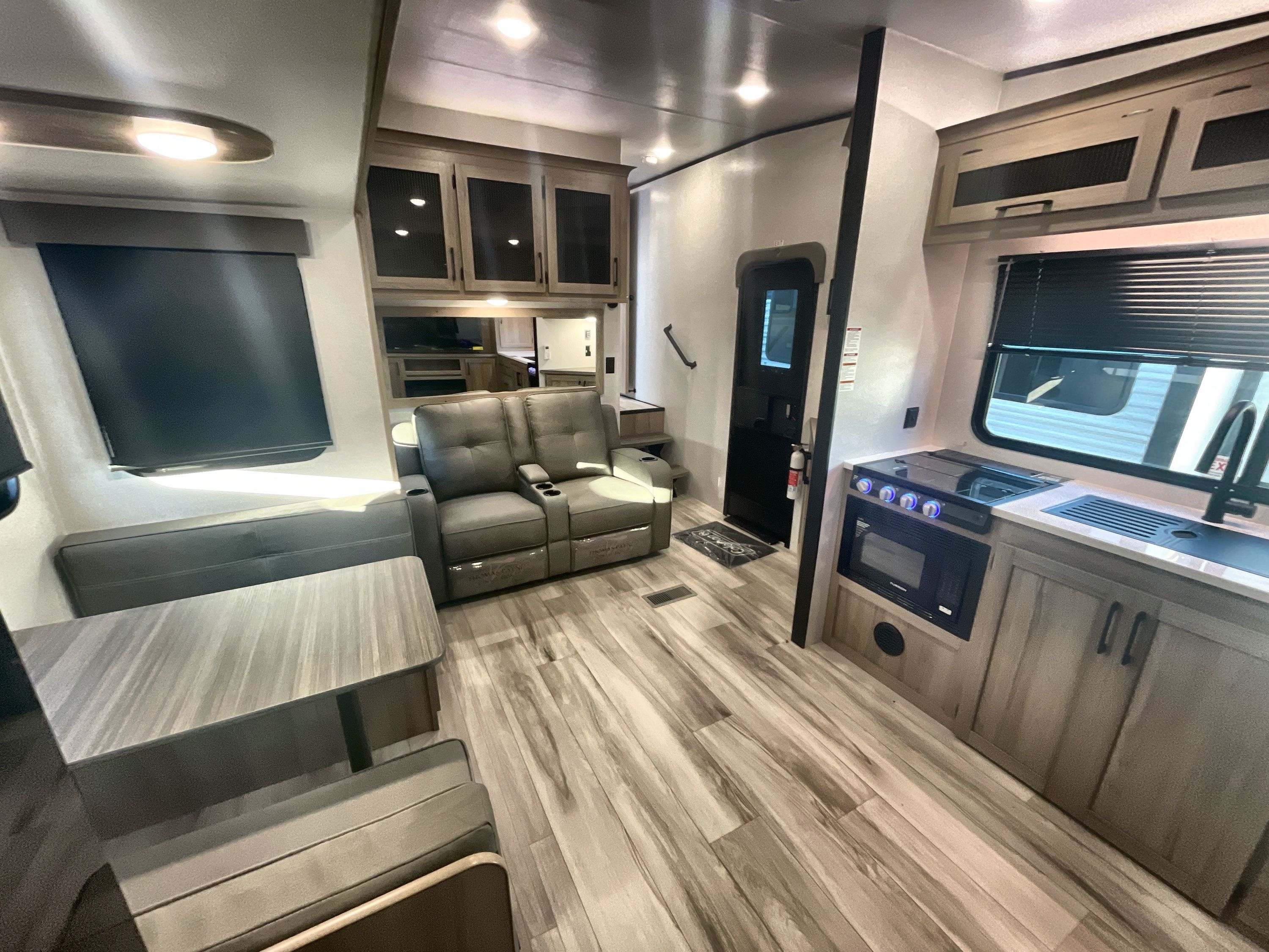 2026 Keystone COLEMAN LEGACY 2400REX in jacksonville FL