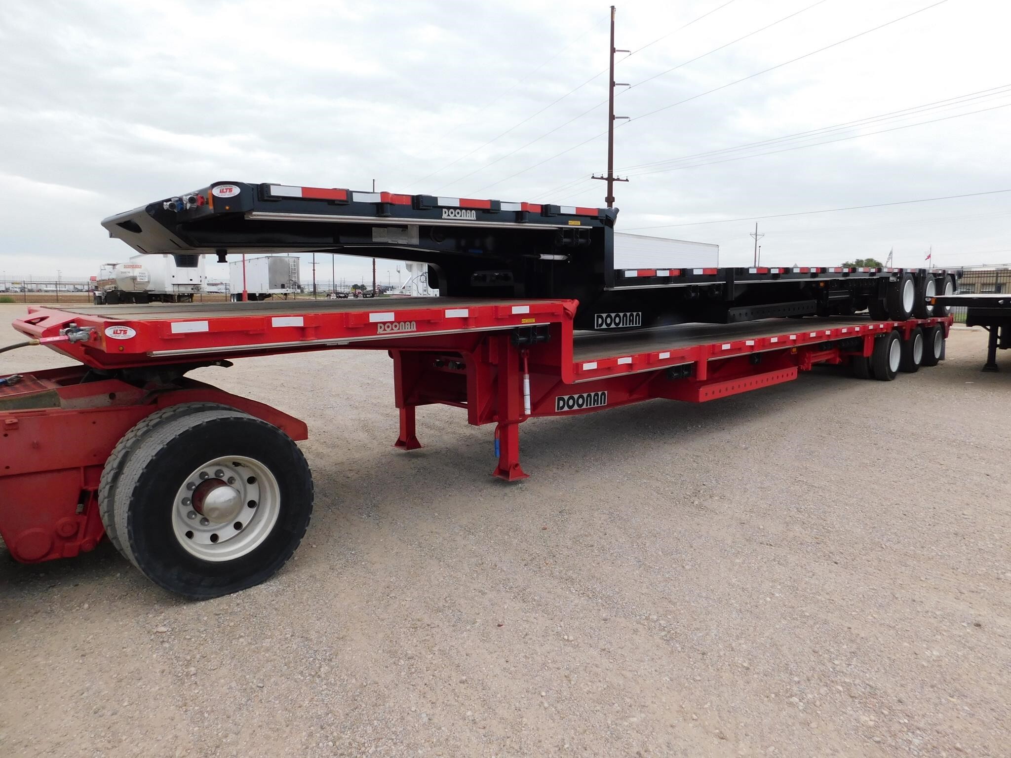 2027 DOONAN 3 AXLE DROP TAIL ROLLERS in Lubbock, TX
