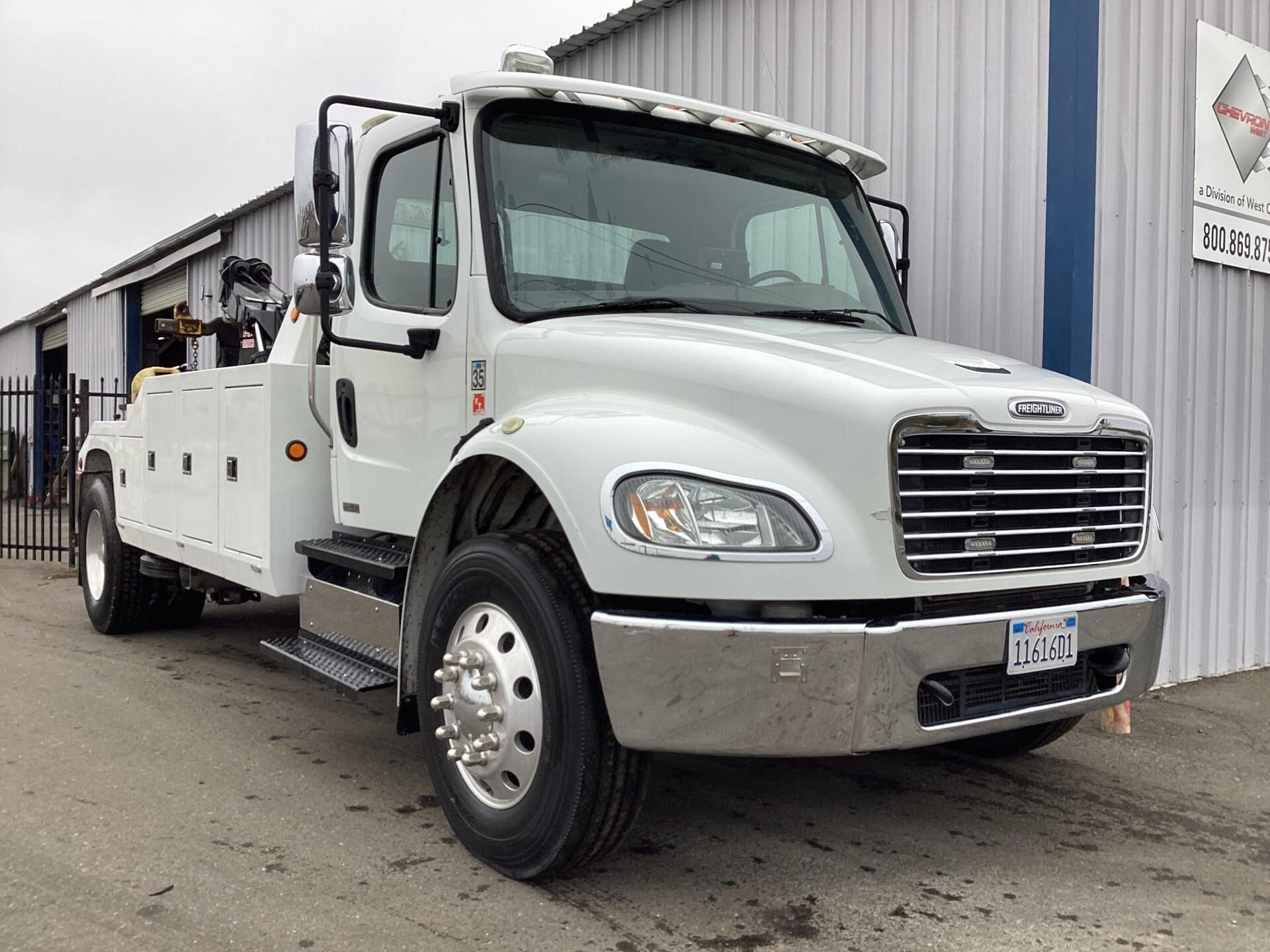 2012 FREIGHTLINER BUSINESS CLASS M2 106 in Sacramento, CA