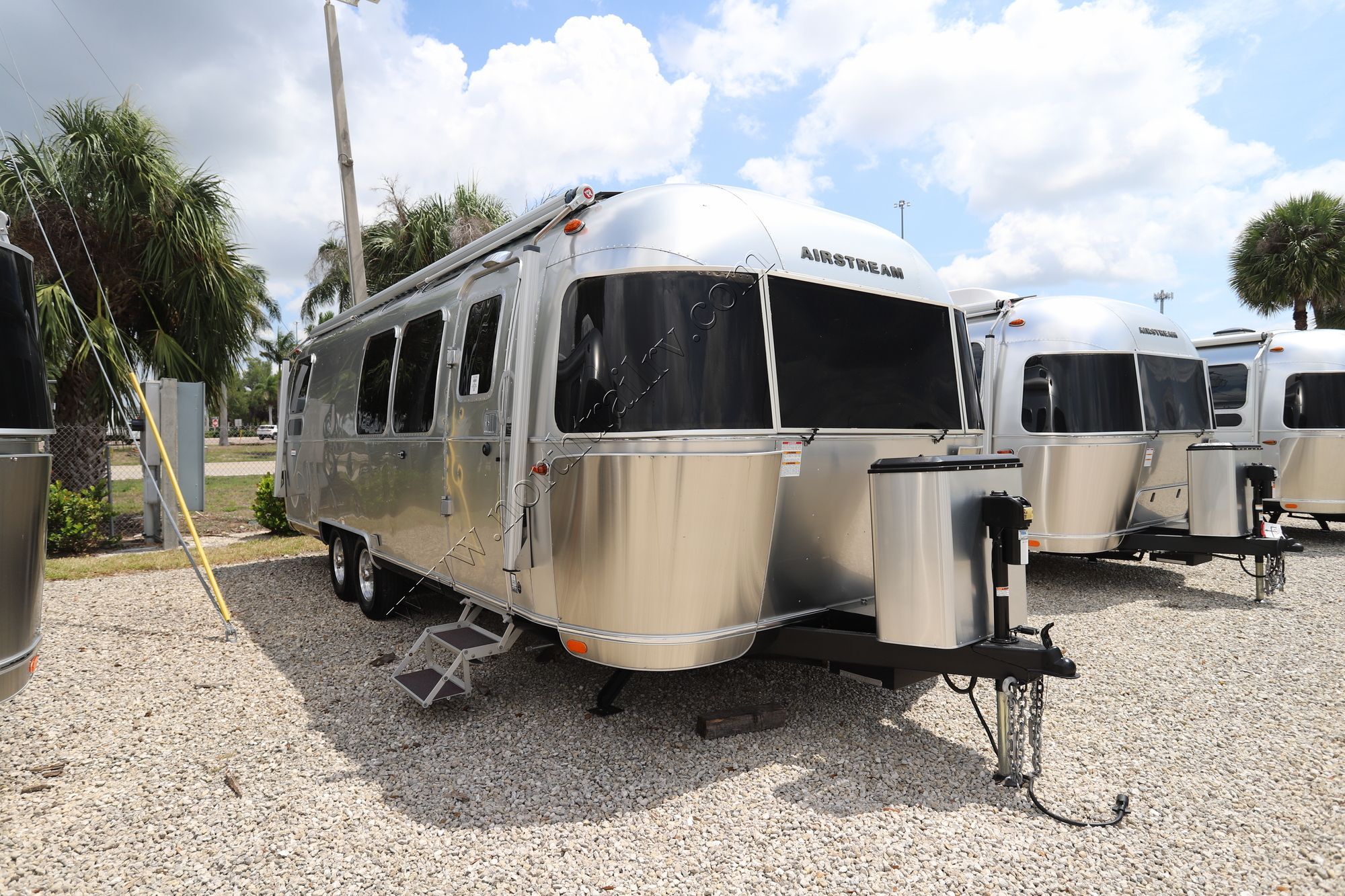 2023 Airstream International 28RBQ in ft. myers FL