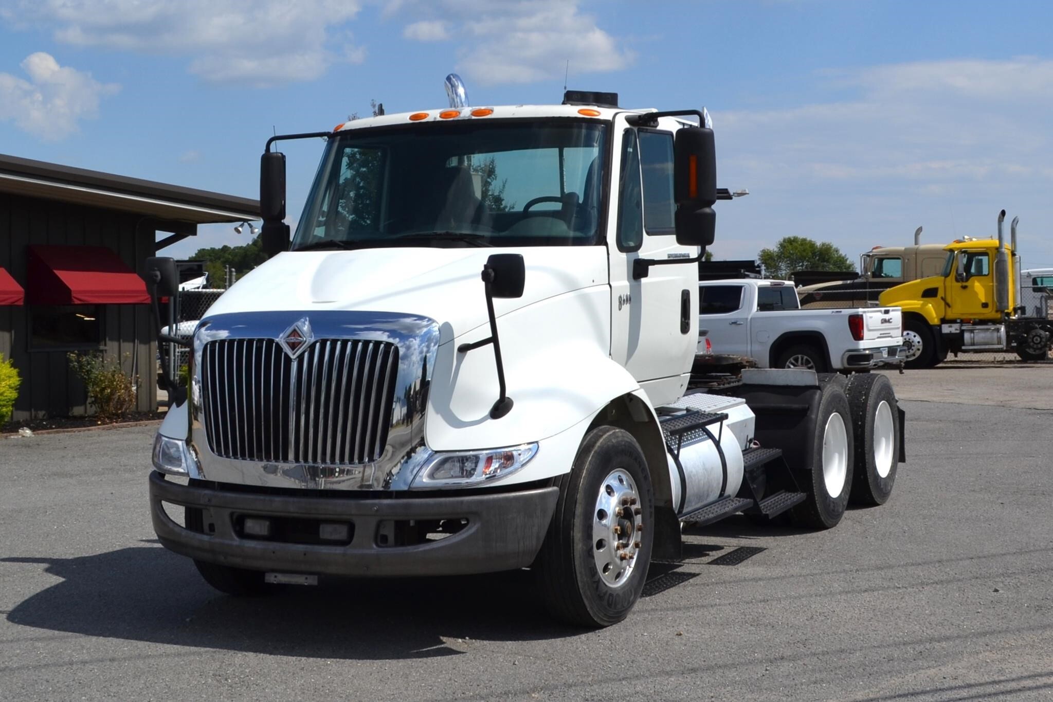 2007 INTERNATIONAL TRANSTAR 8600 in Searcy, AR