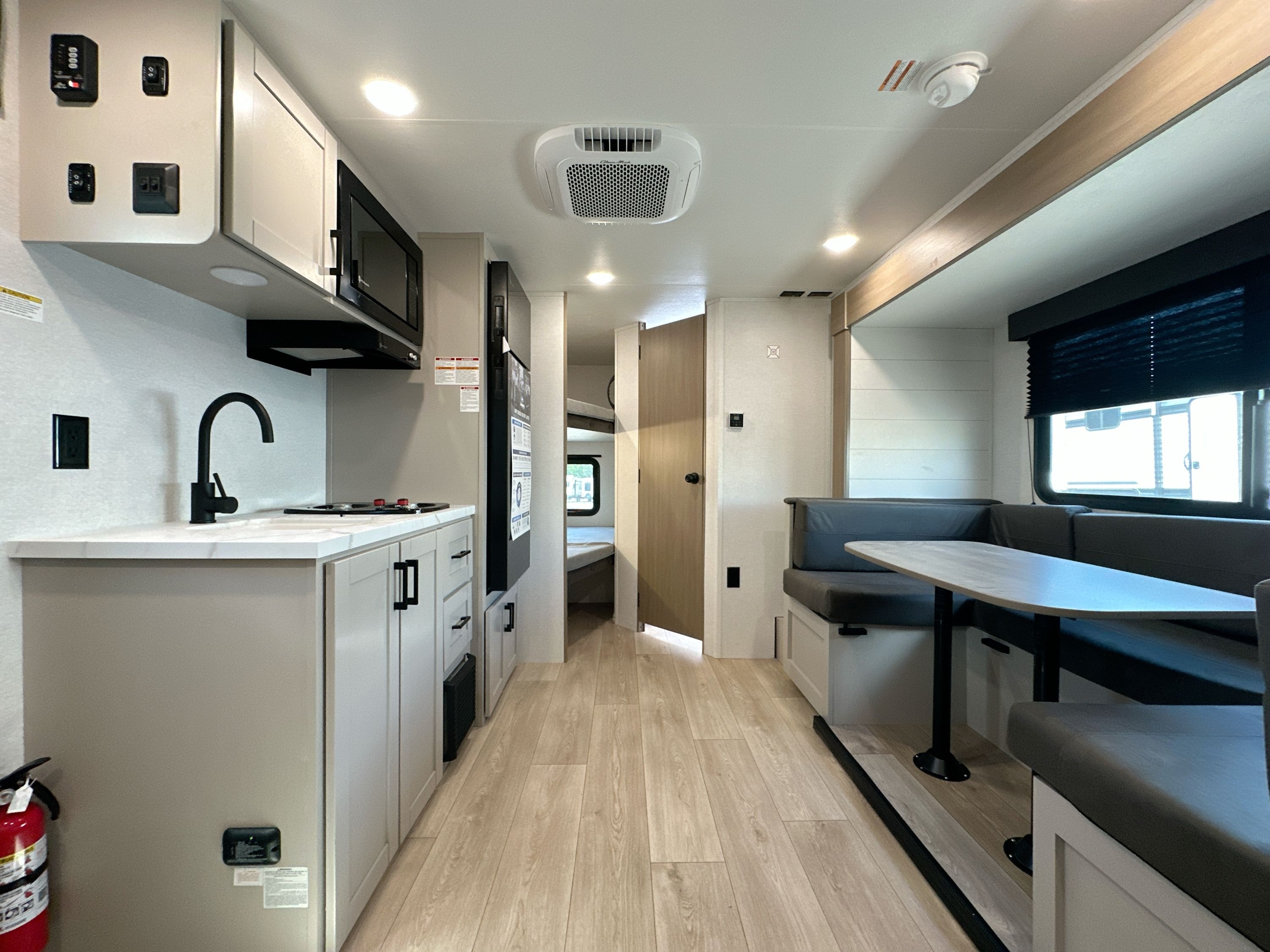 2027 Jayco JAY FLIGHT 197MB in poteau OK