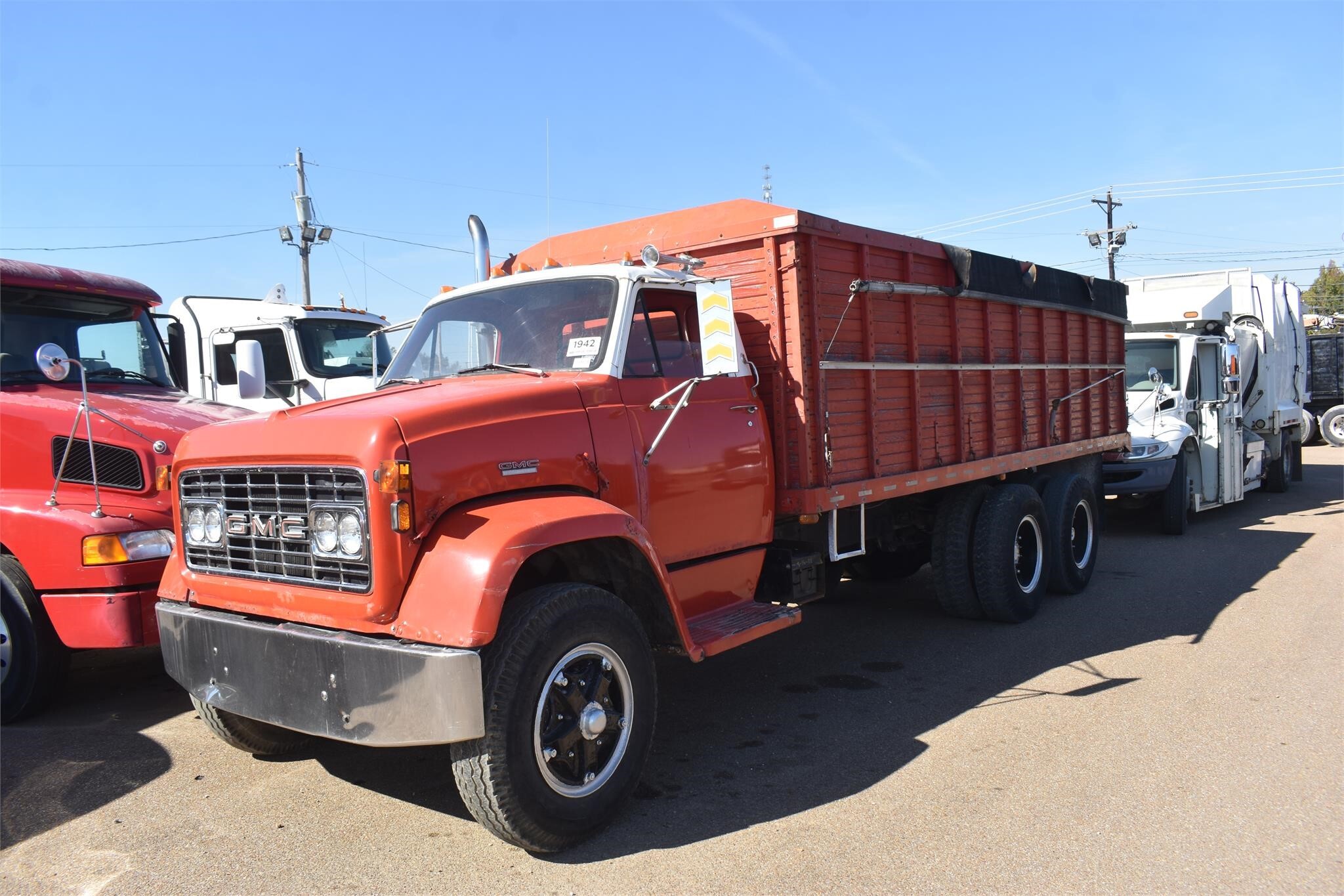1973 GMC 6000 in Covington, TN