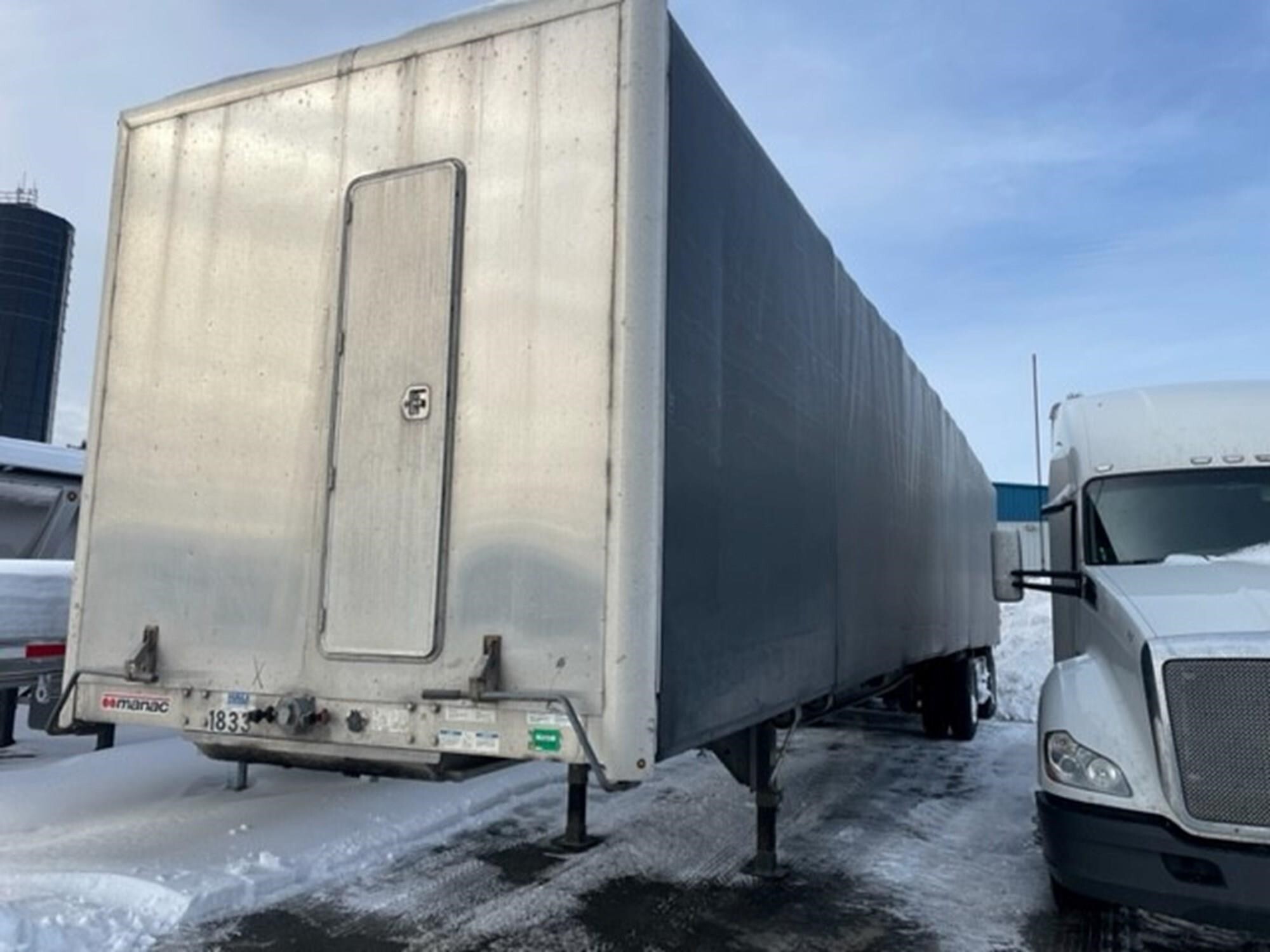 2018 MANAC CURTAINSIDE in Saco, ME