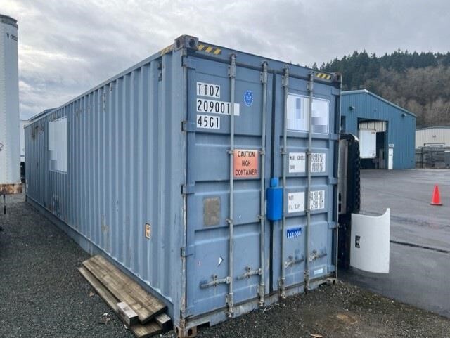 1998 HYUNDAI 40' STEEL SHIPPING CONTAINER HIGH CUBE in Orting, WA