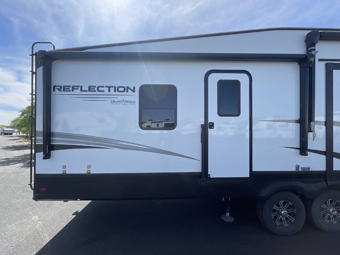 A photo of this 2024 Grand Design REFLECTION 370FLS