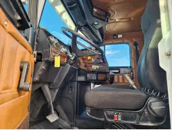 1996 FREIGHTLINER FLD120