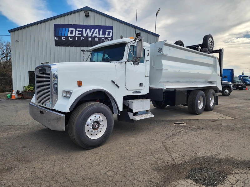 1996 FREIGHTLINER FLD120