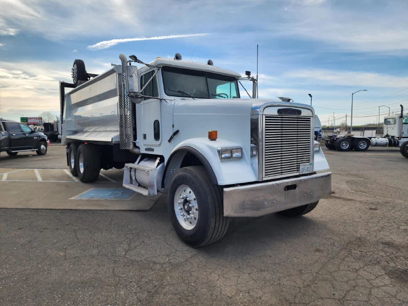 1996 FREIGHTLINER FLD120