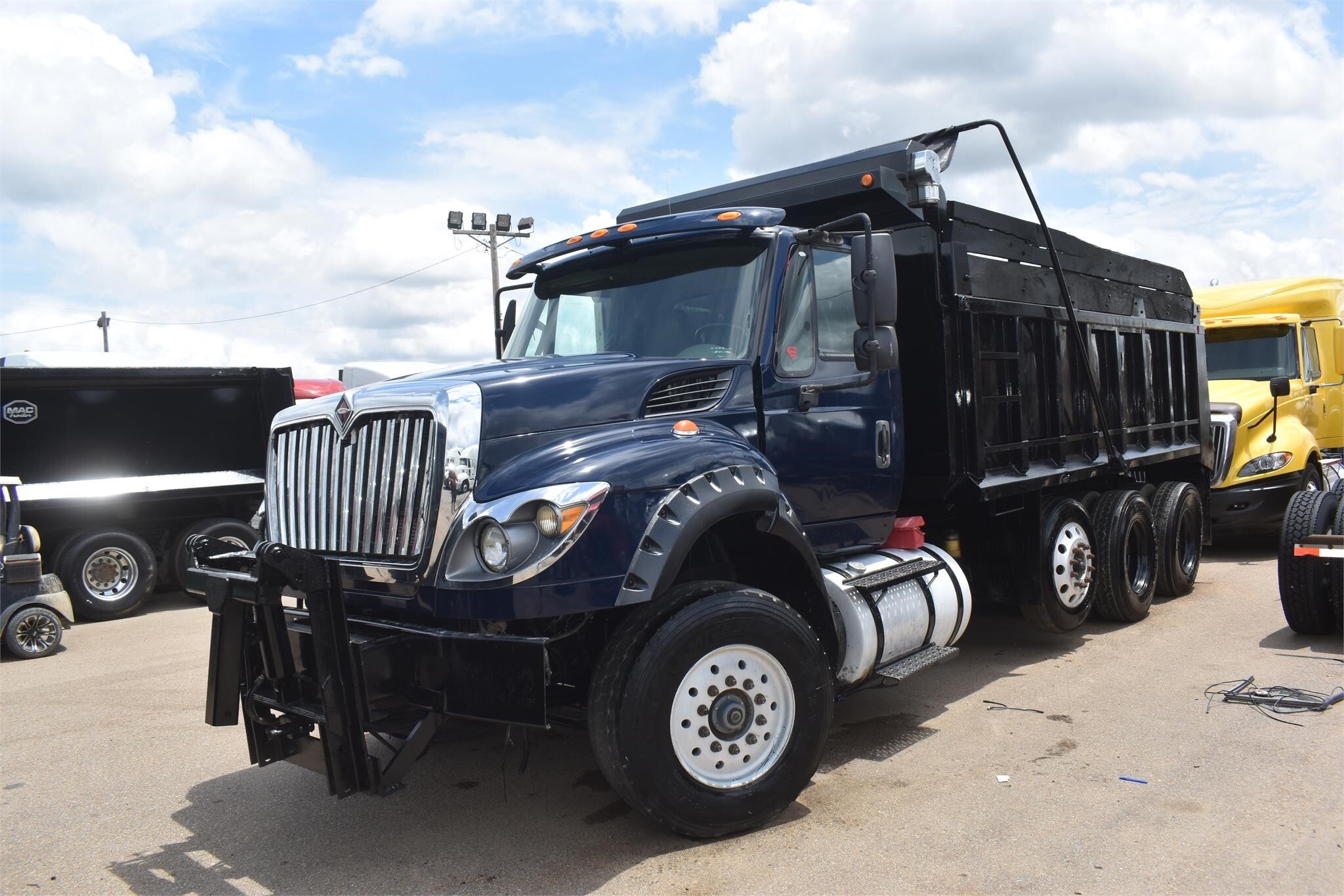 2015 INTERNATIONAL 7000 in Covington, TN